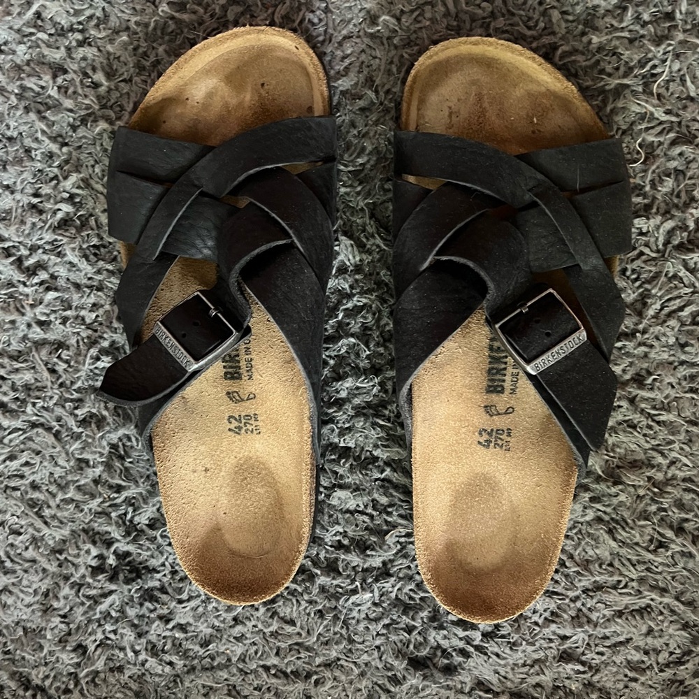 Birkenstock Women's Black Cross-Strap Sandals